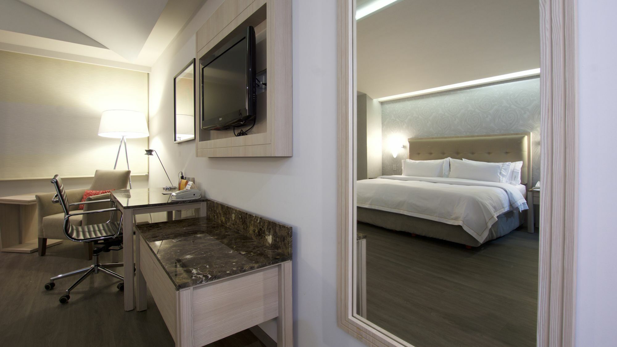 Holiday Inn Express Mexico- Toreo By Ihg Exteriör bild